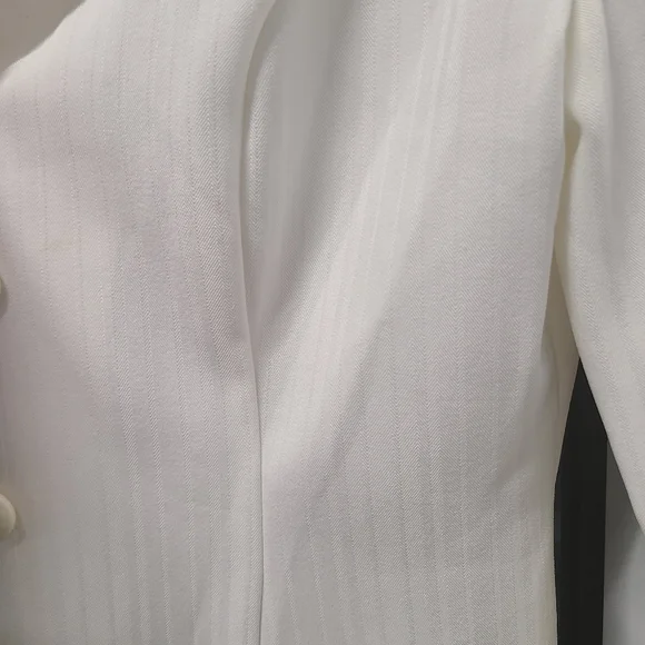 My Michelle creme blazer with removable stripe lapel 13/14 - Picture 5 of 6
